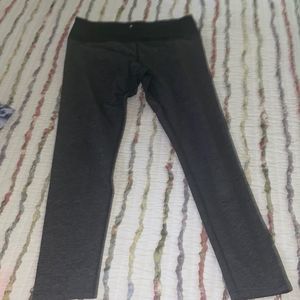 Tuff Athletics gray with black waistband sz L EUC